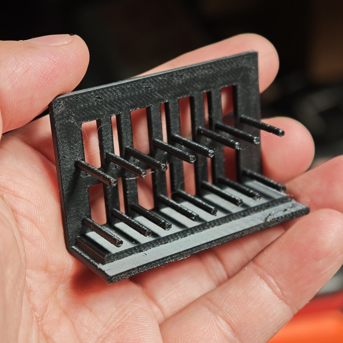 رف عرض الإطارات البلاستيكي الم - مراجعة 3D Printing Clay وسعره