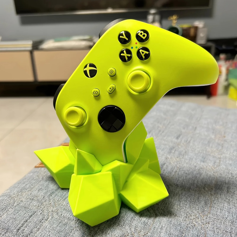 حامل تحكم ألعاب ثلاثي الأبعاد  - مراجعة 3D Printing Xbox Controller Holder وسعره